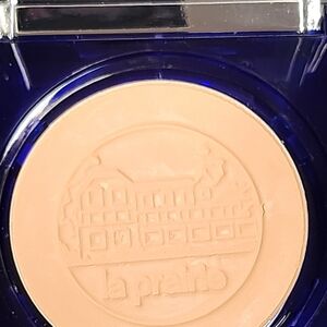 La Prairie Compact Powder